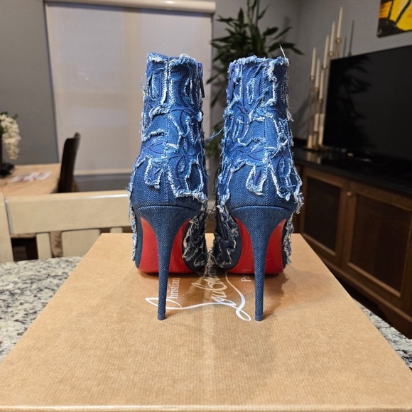 NEW Christian Louboutin So Kate Booty Toile Denim Brode 100mm Size 37 - Picture 8 of 12